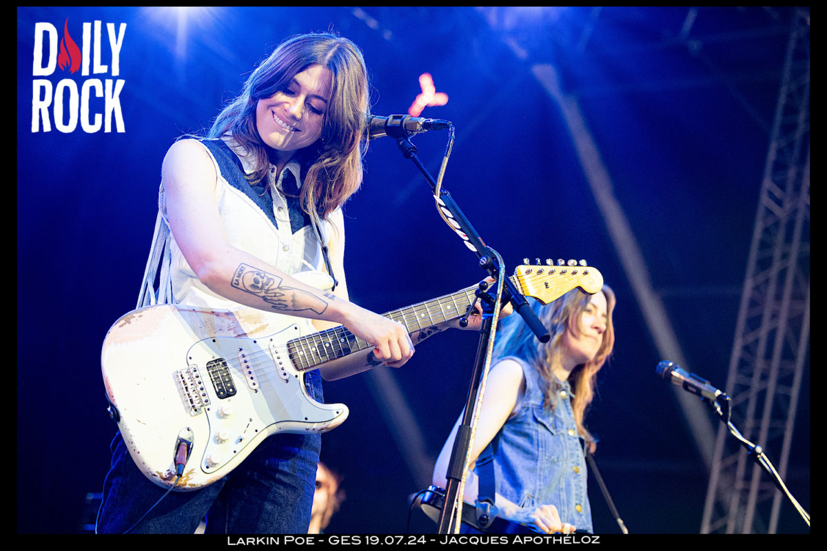 Larkin Poe au festival Guitare en Scène 2024, Siant Julien en Genevois, inerview de Floriane Piermay pour Daily Rock.